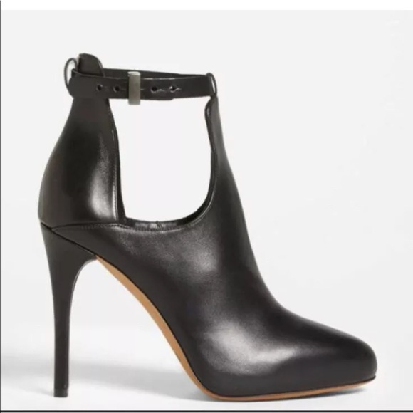Vince Shoes - Vince  Black High Heel Booties